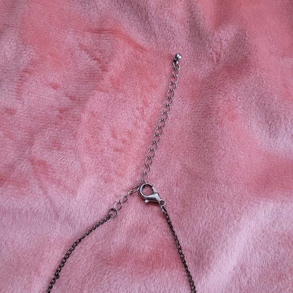 Free w/purchase! 🪶 - Picture 4 of 5